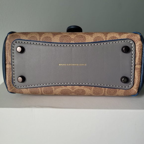 (SOLD) $399 *NEW* COACH Courier Carryall 23 In Colorblock - Picture 8 of 15